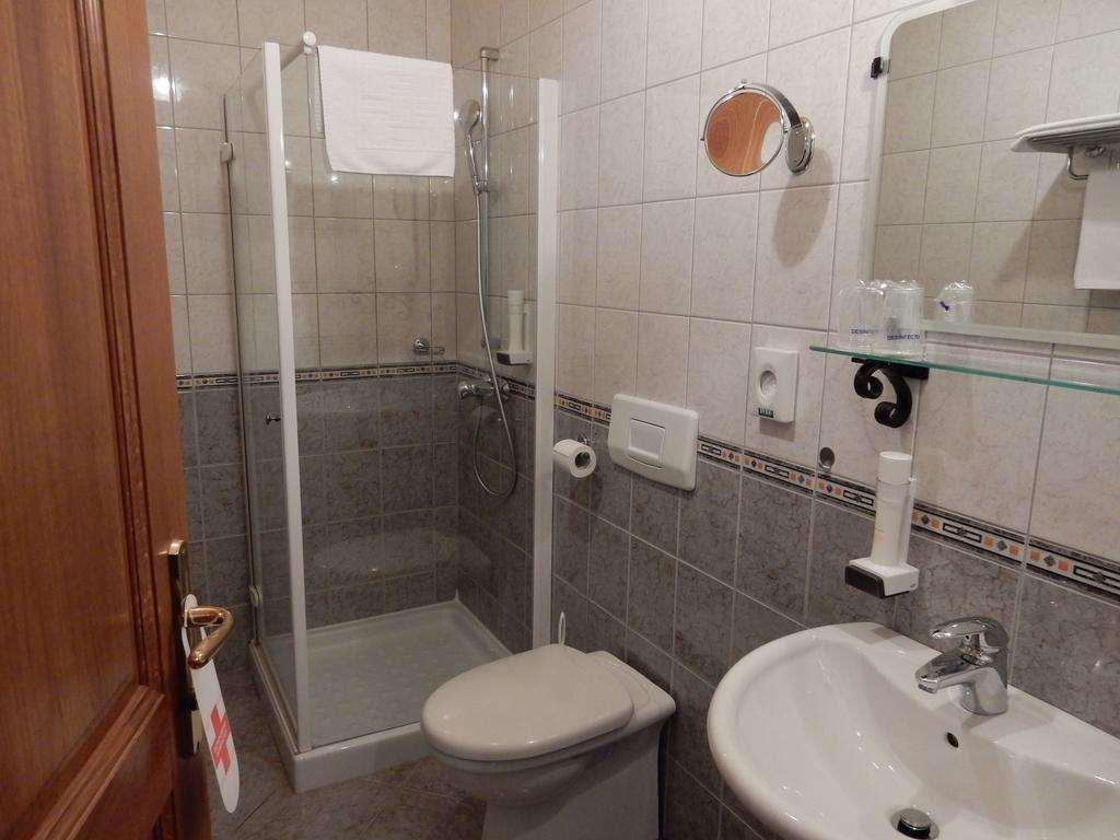Garni Hotel Terano Maribor Pokoj fotografie